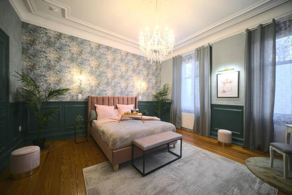Royal Room Jacuzzi Haut De Gamme Centre Ville مُلووز المظهر الخارجي الصورة