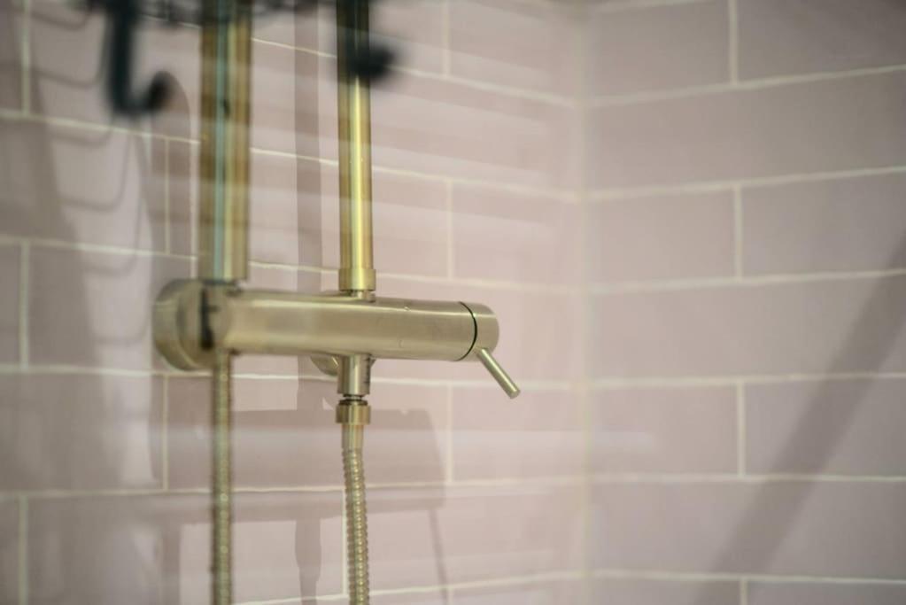 Royal Room Jacuzzi Haut De Gamme Centre Ville مُلووز المظهر الخارجي الصورة